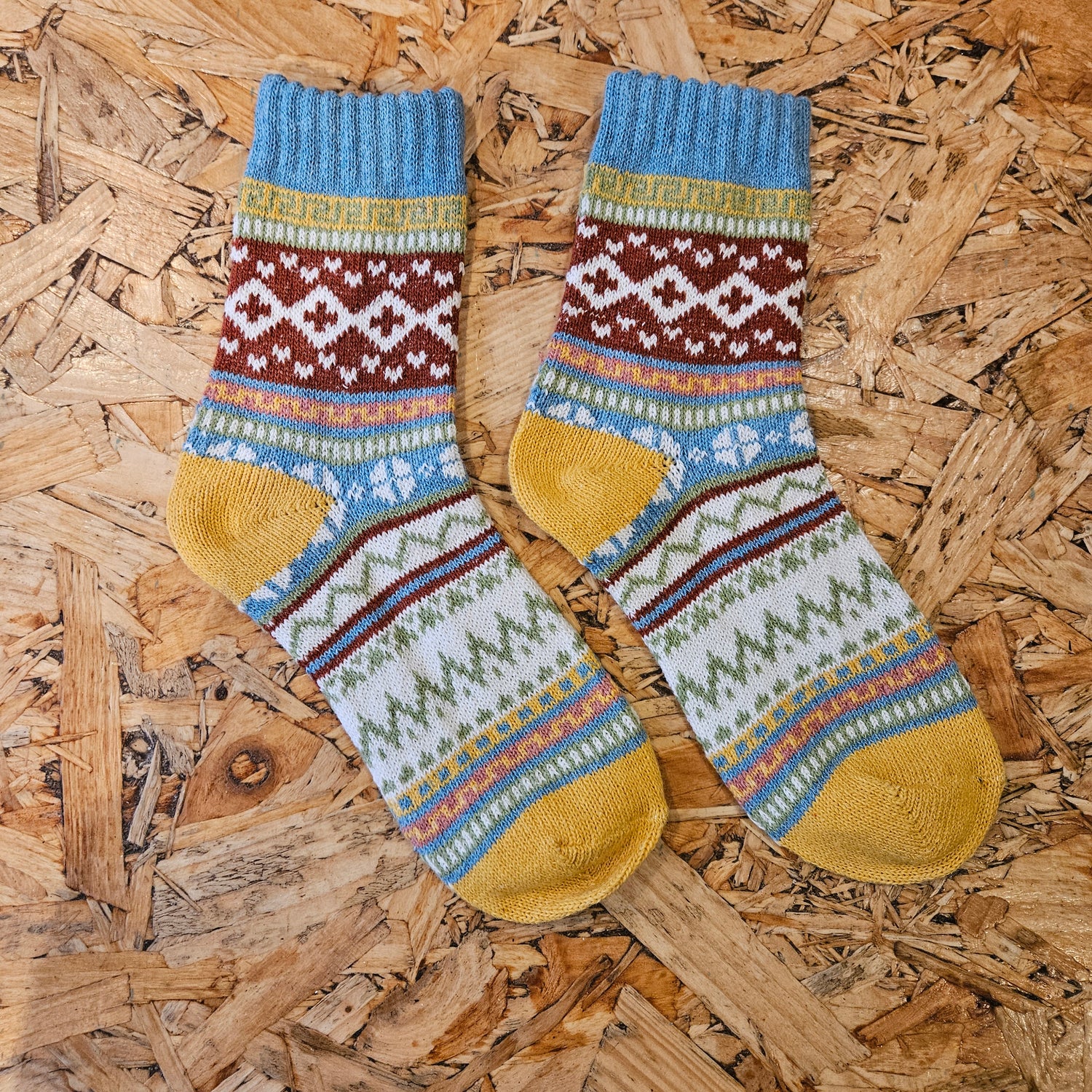 Bamboo Socks - Yellow & Blue